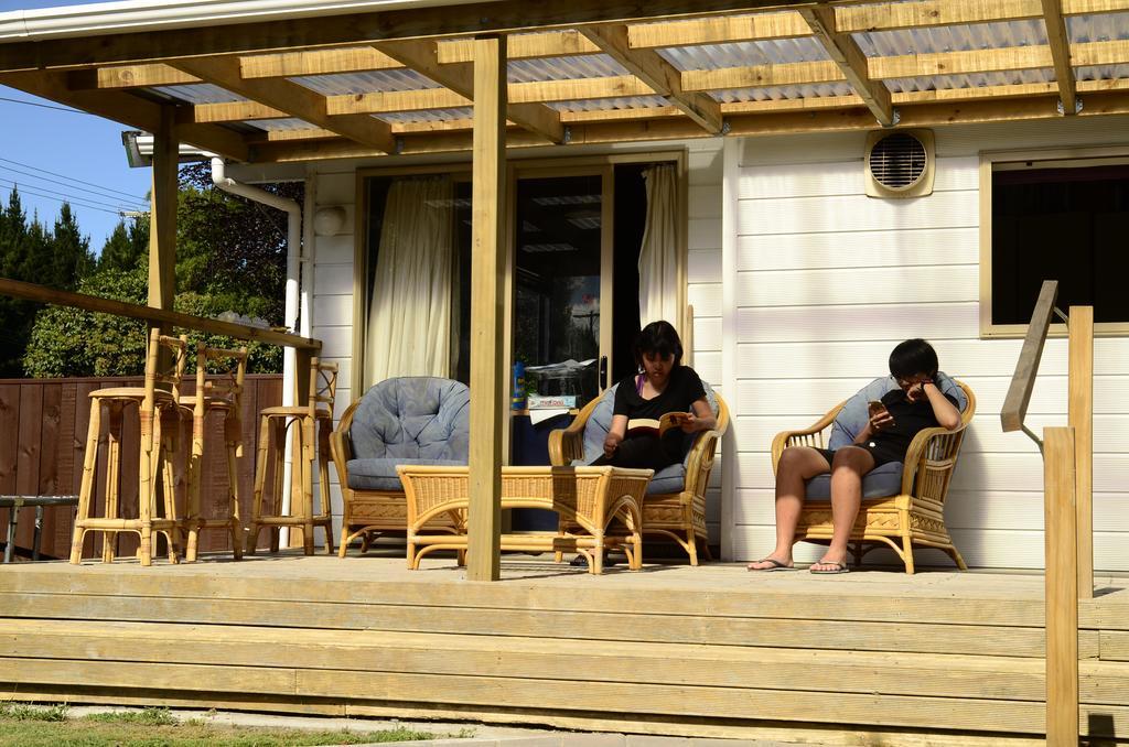 Tony'S Lodge Turangi Dış mekan fotoğraf